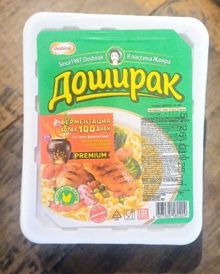 Doshirak Noedels met kipsmaak, pikant